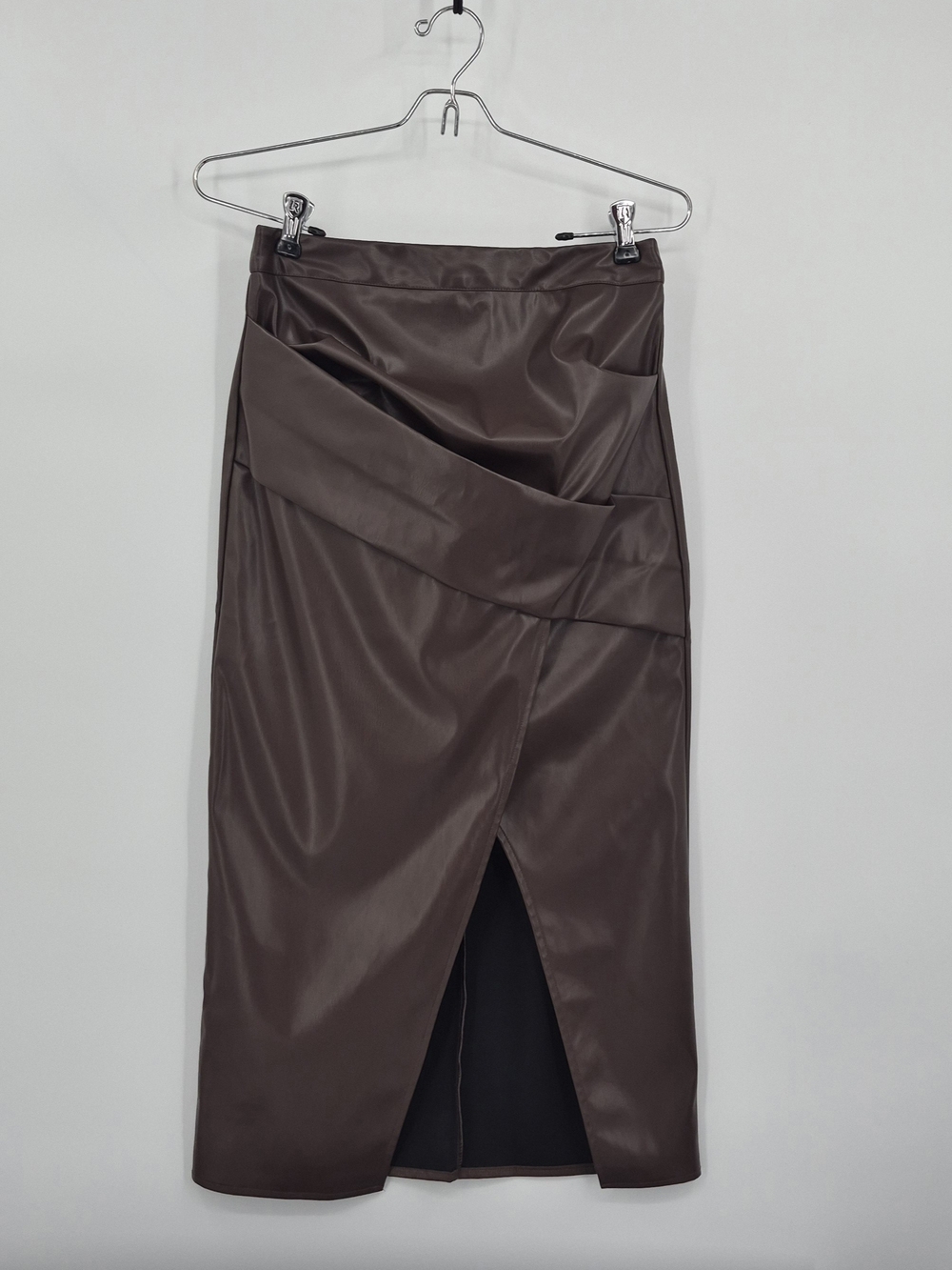 Commense Ruched Slit PU Leather Midi Skirt Size Small Brown